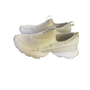 Sorel Kinetic Impact Women’s Size 7 Sneakers Cream/ Yellow Slip on Comfortable